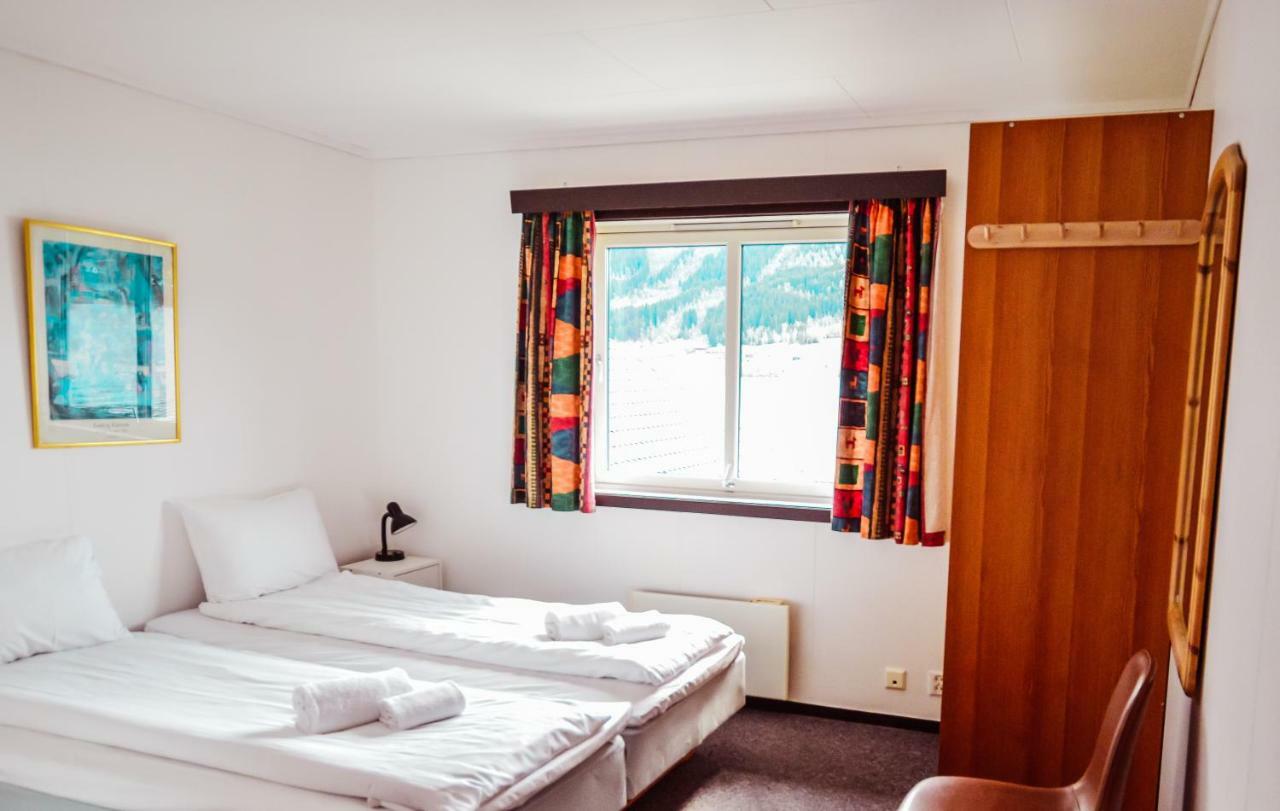 Vossestolen Hotel Vossestrand エクステリア 写真